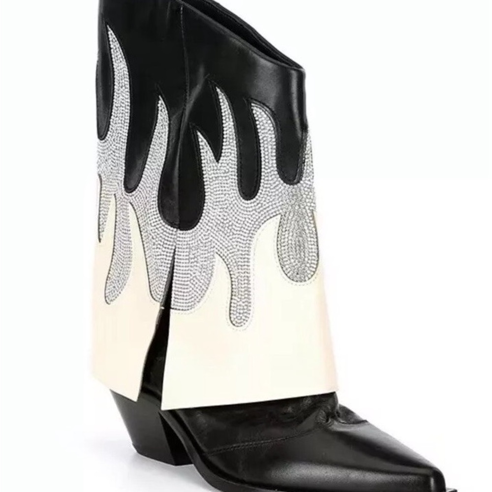 Gianni Bini Conley Two Western Rhinestones Flame‎ Foldover Boot size 6